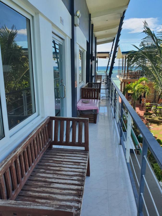 L & M Hearthstones Lodge Ослоб Экстерьер фото