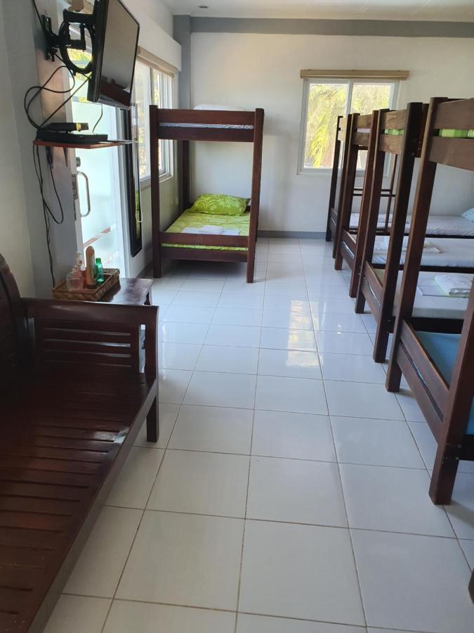L & M Hearthstones Lodge Ослоб Экстерьер фото